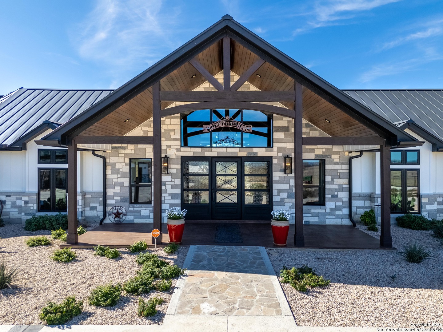 2021 Fm 3240, photo 6