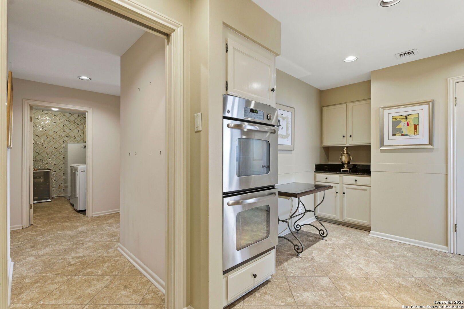 4001 N New Braunfels 1206