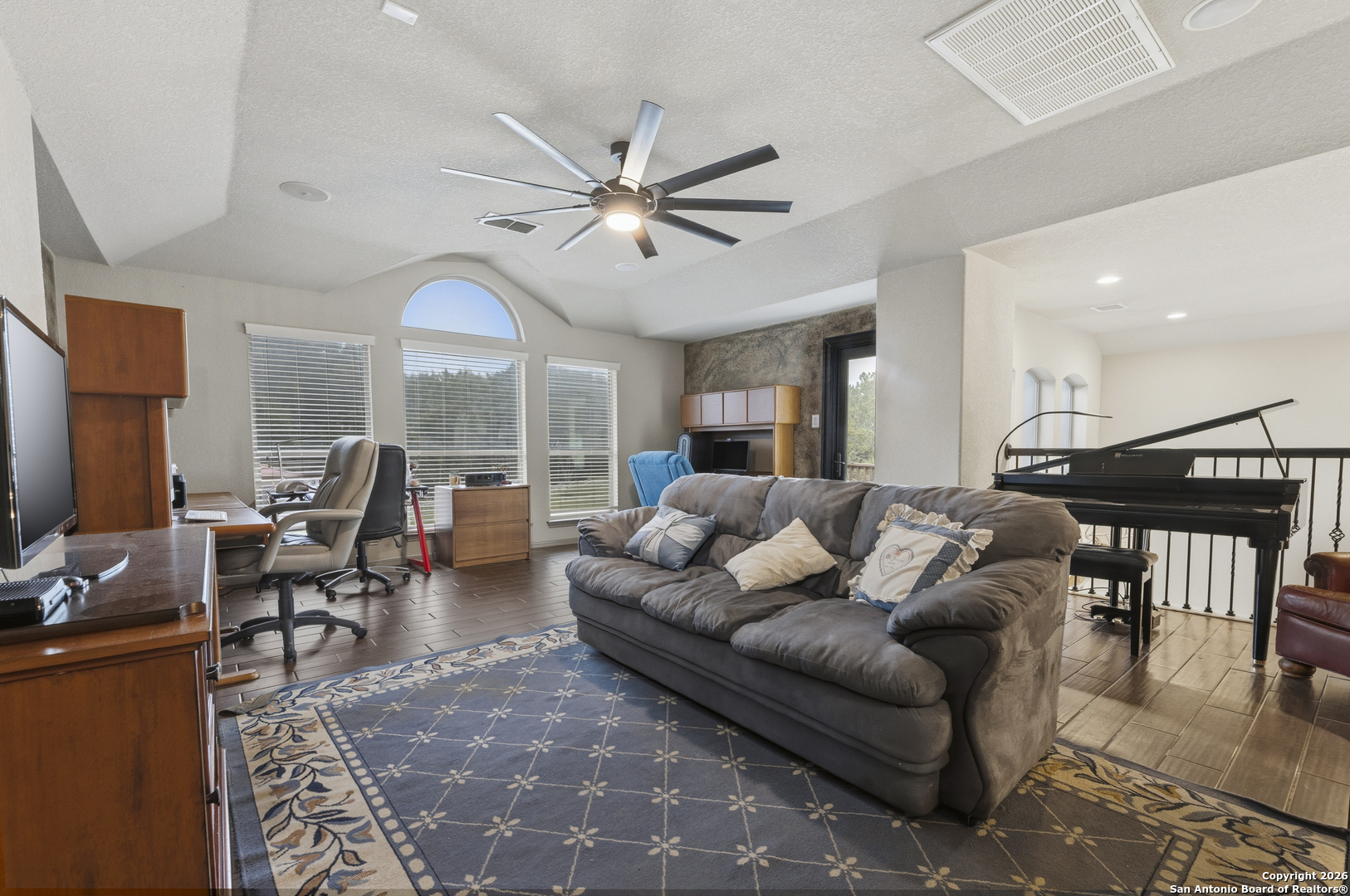 26202 Dark Horse, San Antonio, TX 78260