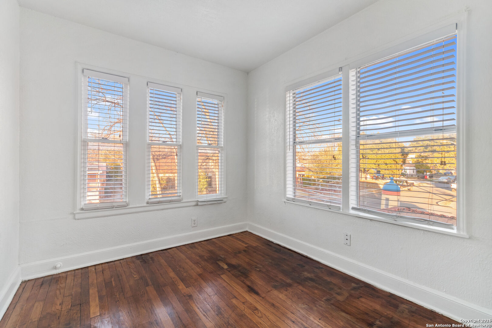 1630 W ROSEWOOD AVE, #D, San Antonio, TX 78201