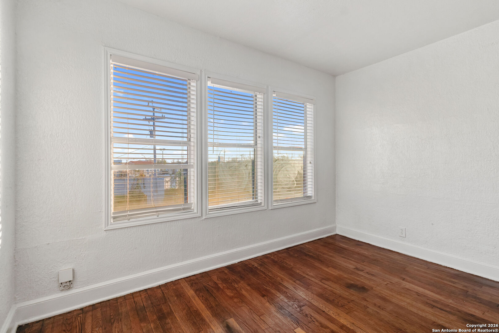 1630 W ROSEWOOD AVE, #D, San Antonio, TX 78201