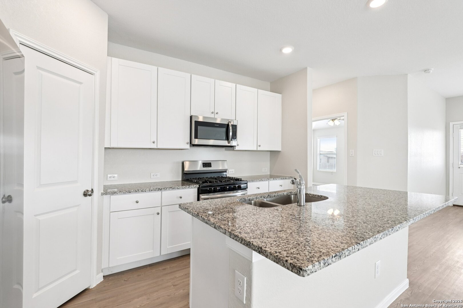 2824 Green Finch, New Braunfels, TX 78130