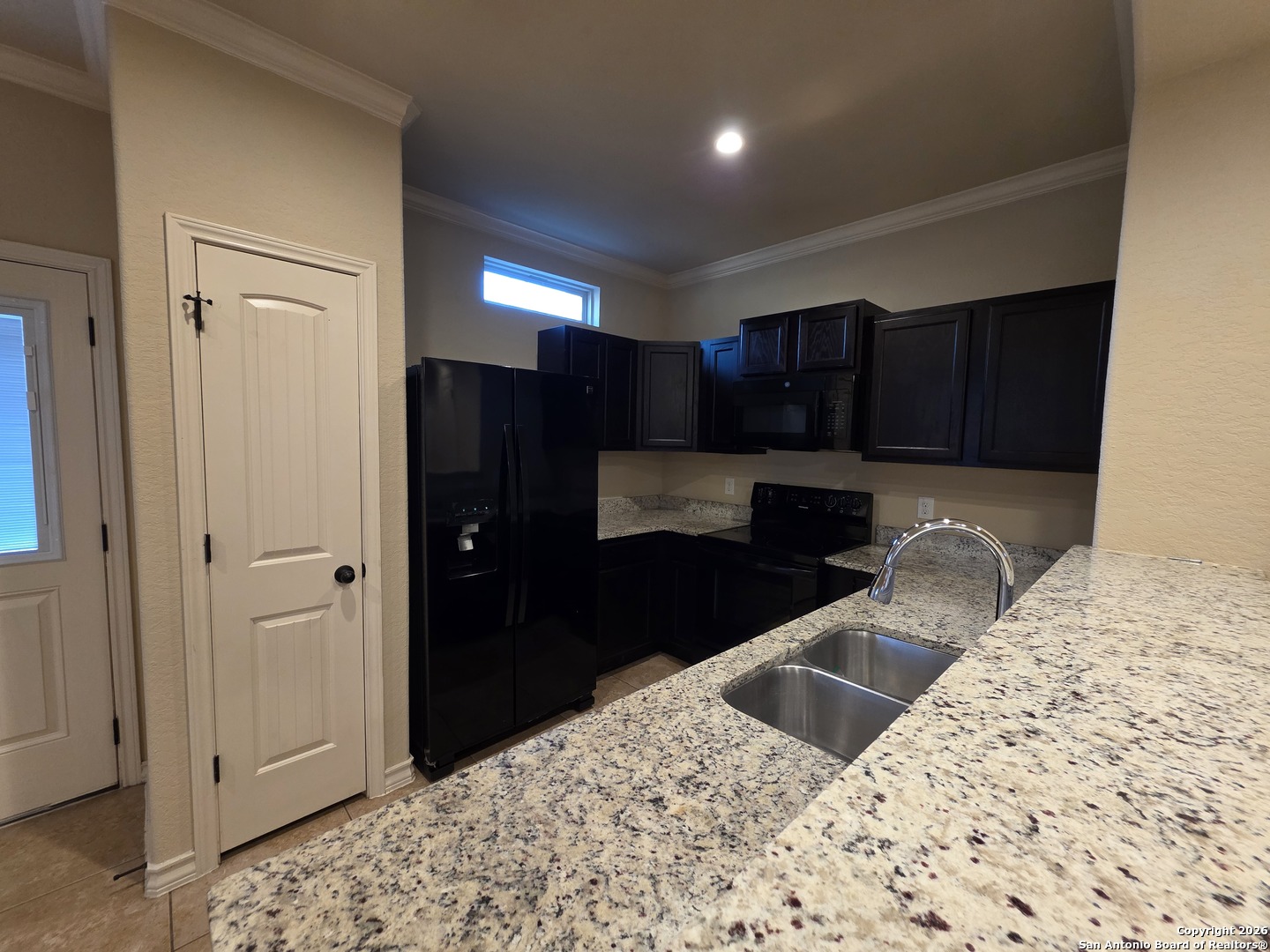 6838 Lakeview Dr, #102, San Antonio, TX 78244