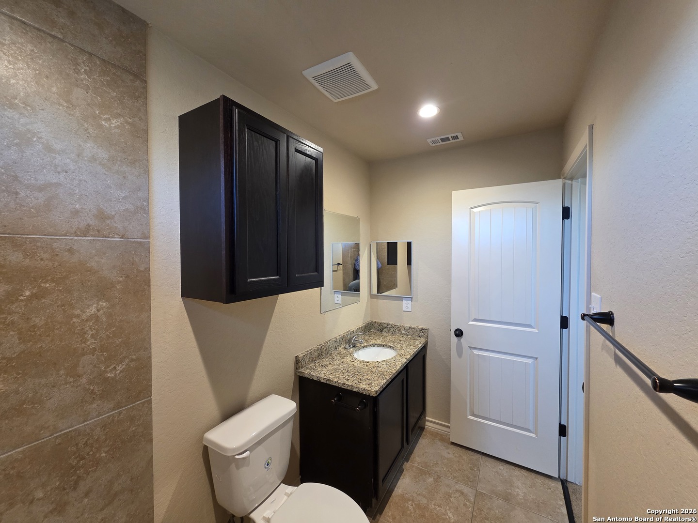 6838 Lakeview Dr, #102, San Antonio, TX 78244