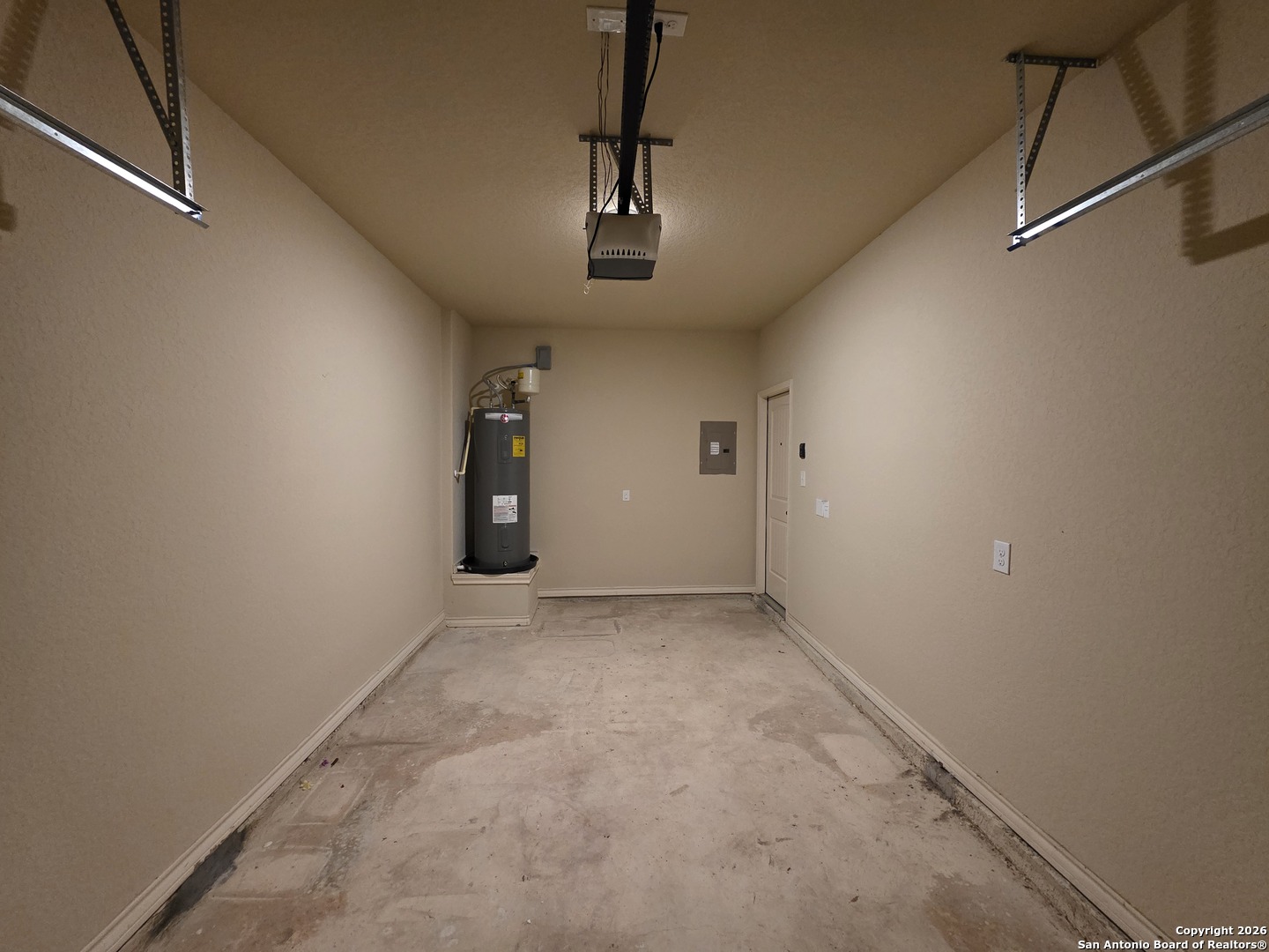 6838 Lakeview Dr, #102, San Antonio, TX 78244