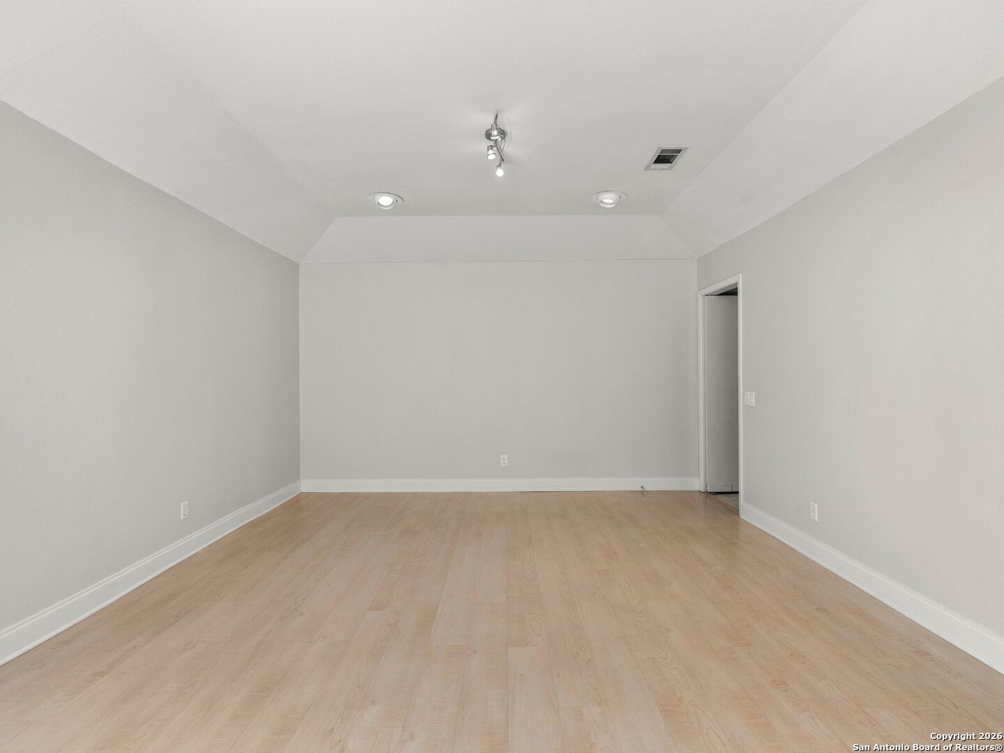 8033 N New Braunfels Avenue, #106, San Antonio, TX 78209