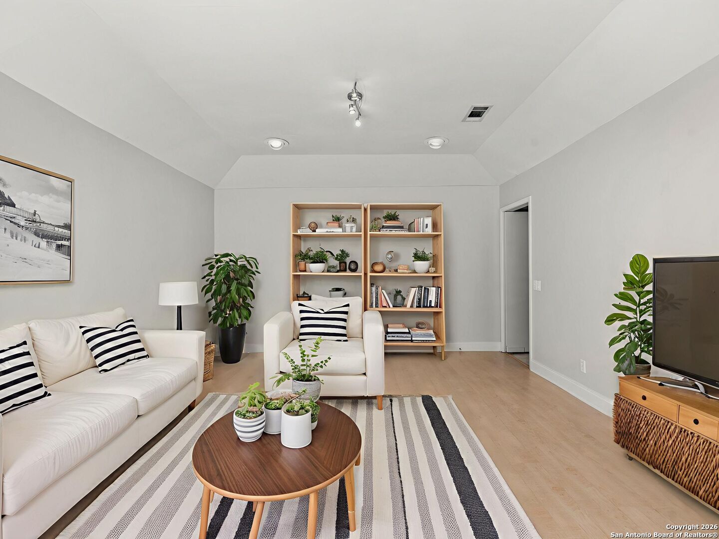 8033 N New Braunfels Avenue, #106, San Antonio, TX 78209