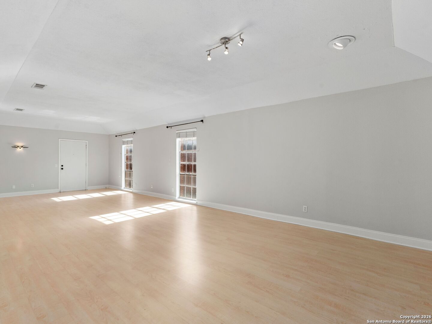 8033 N New Braunfels Avenue, #106, San Antonio, TX 78209