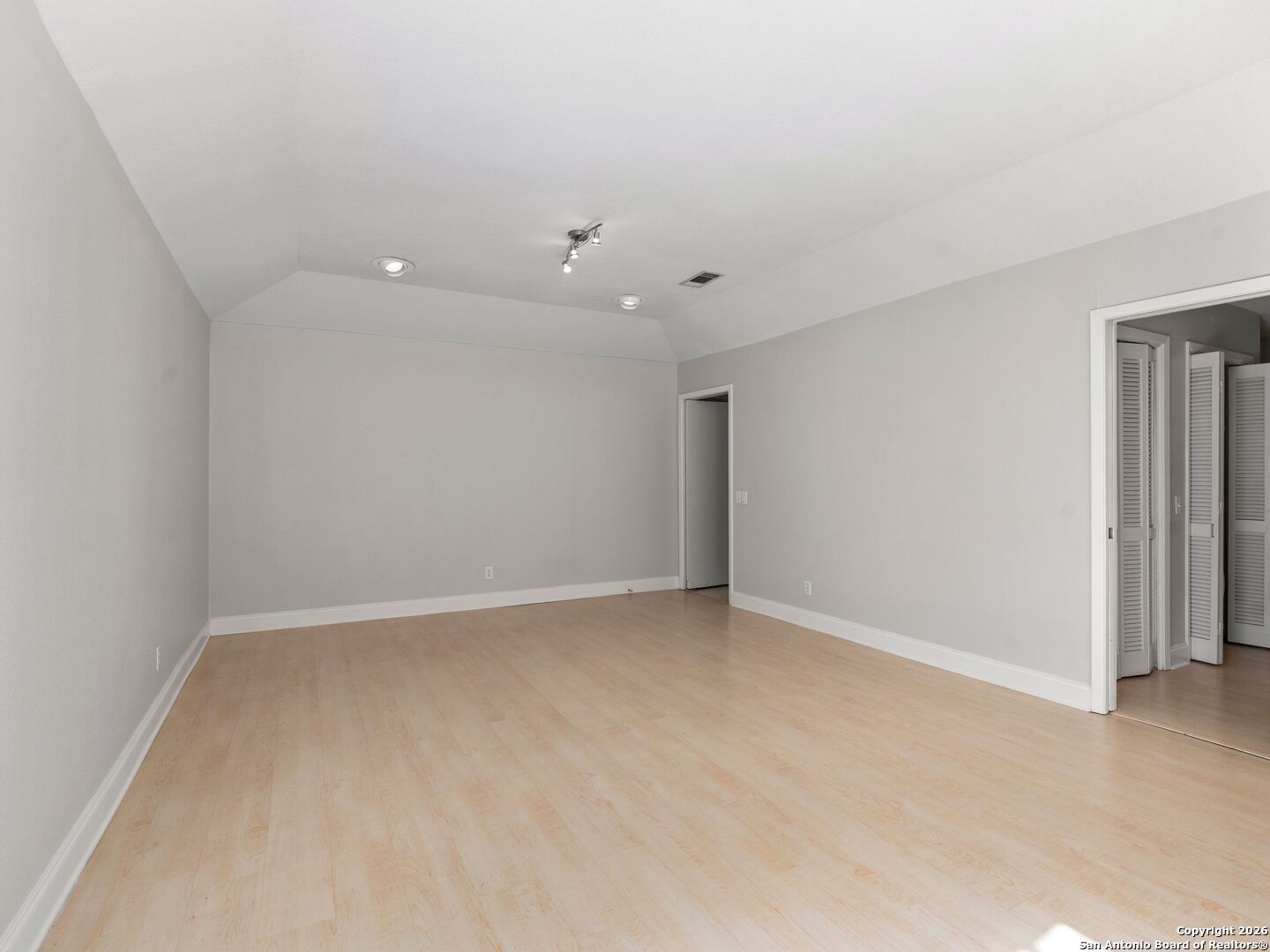 8033 N New Braunfels Avenue, #106, San Antonio, TX 78209
