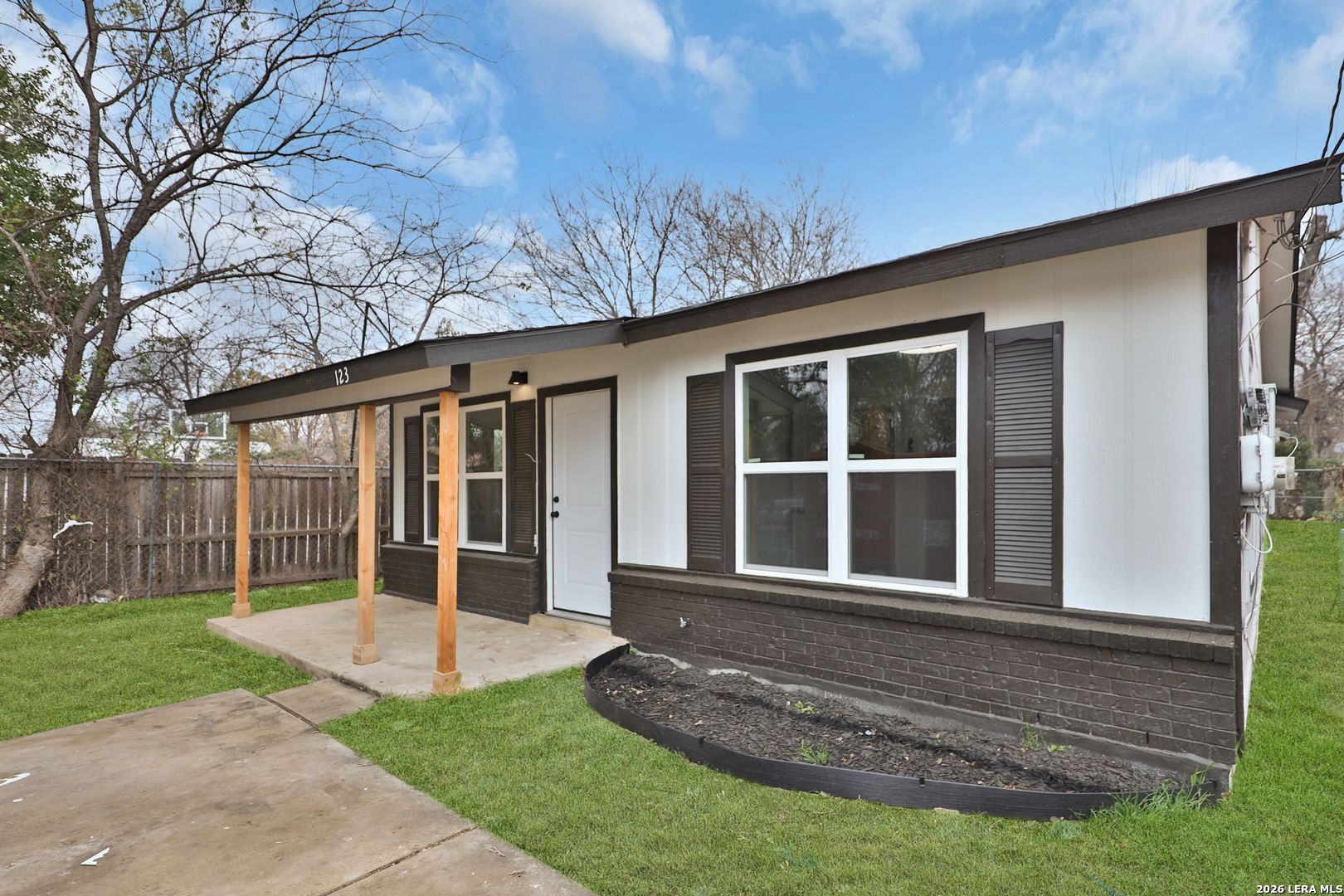 Property photo for 123 CALLES ST, San Antonio, TX