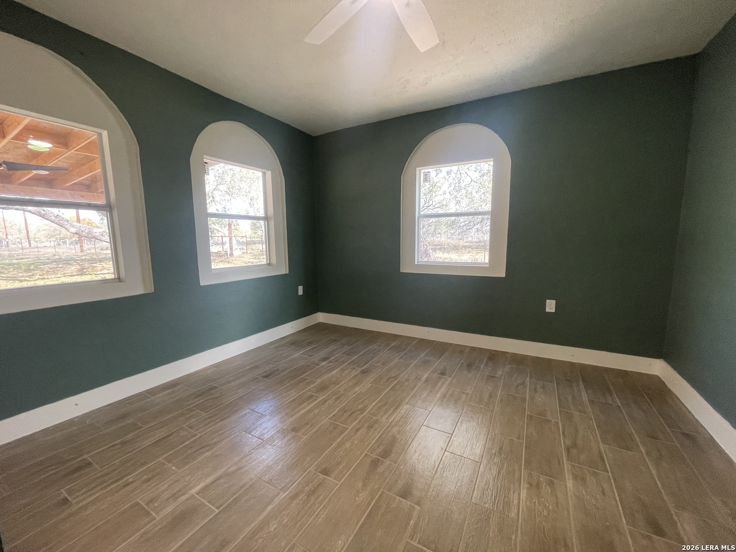 345 Sir David Ln, Poteet, TX 78065