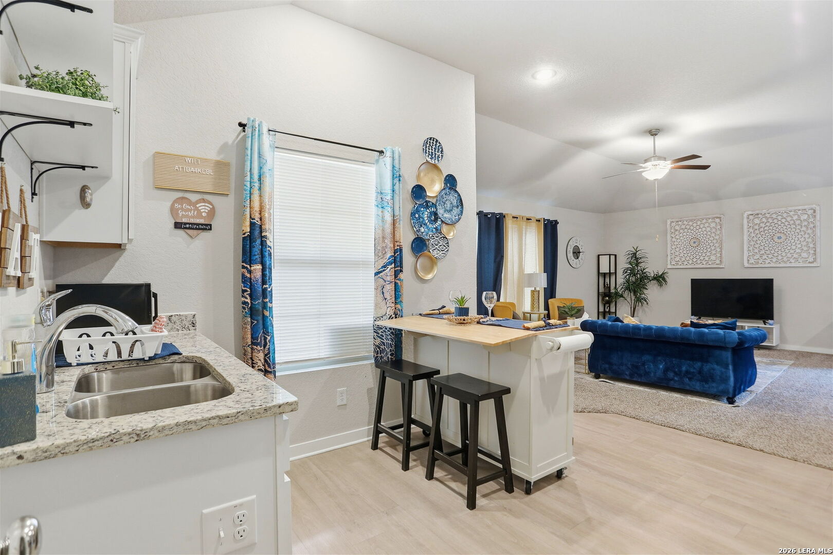 7003 EMERALD VLY, San Antonio, TX 78242