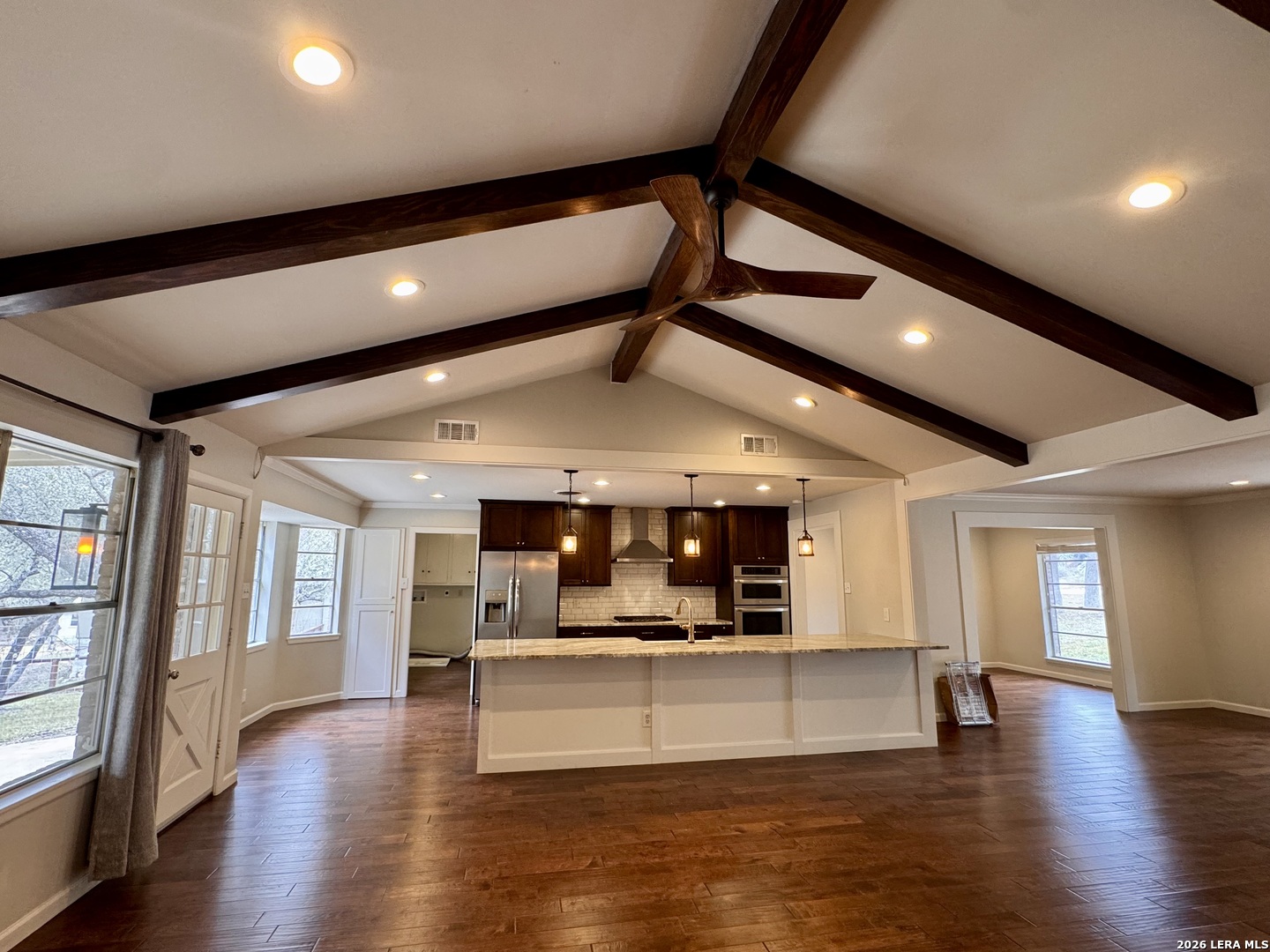 131 CANYON OAKS DR, Hollywoodpark, TX 78232