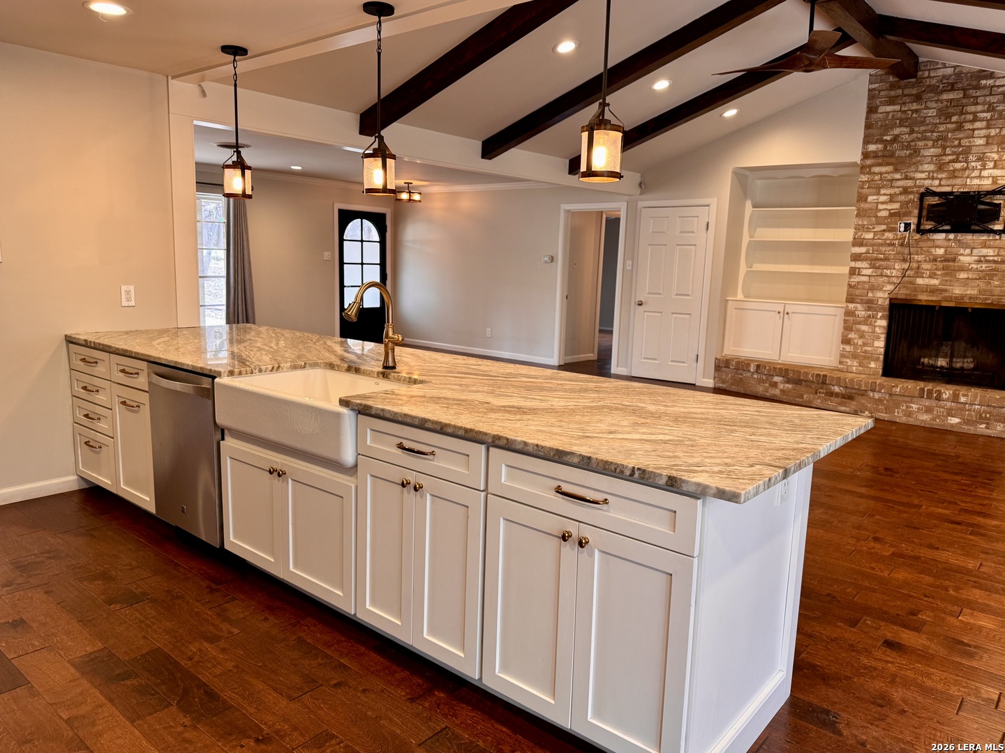 131 CANYON OAKS DR, Hollywoodpark, TX 78232