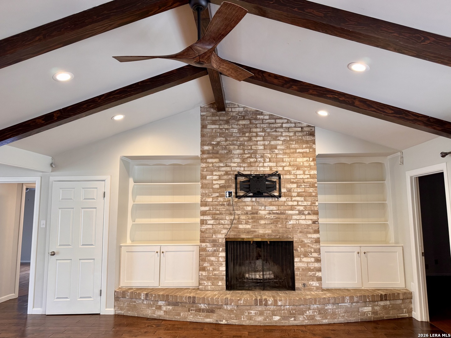 131 CANYON OAKS DR, Hollywoodpark, TX 78232