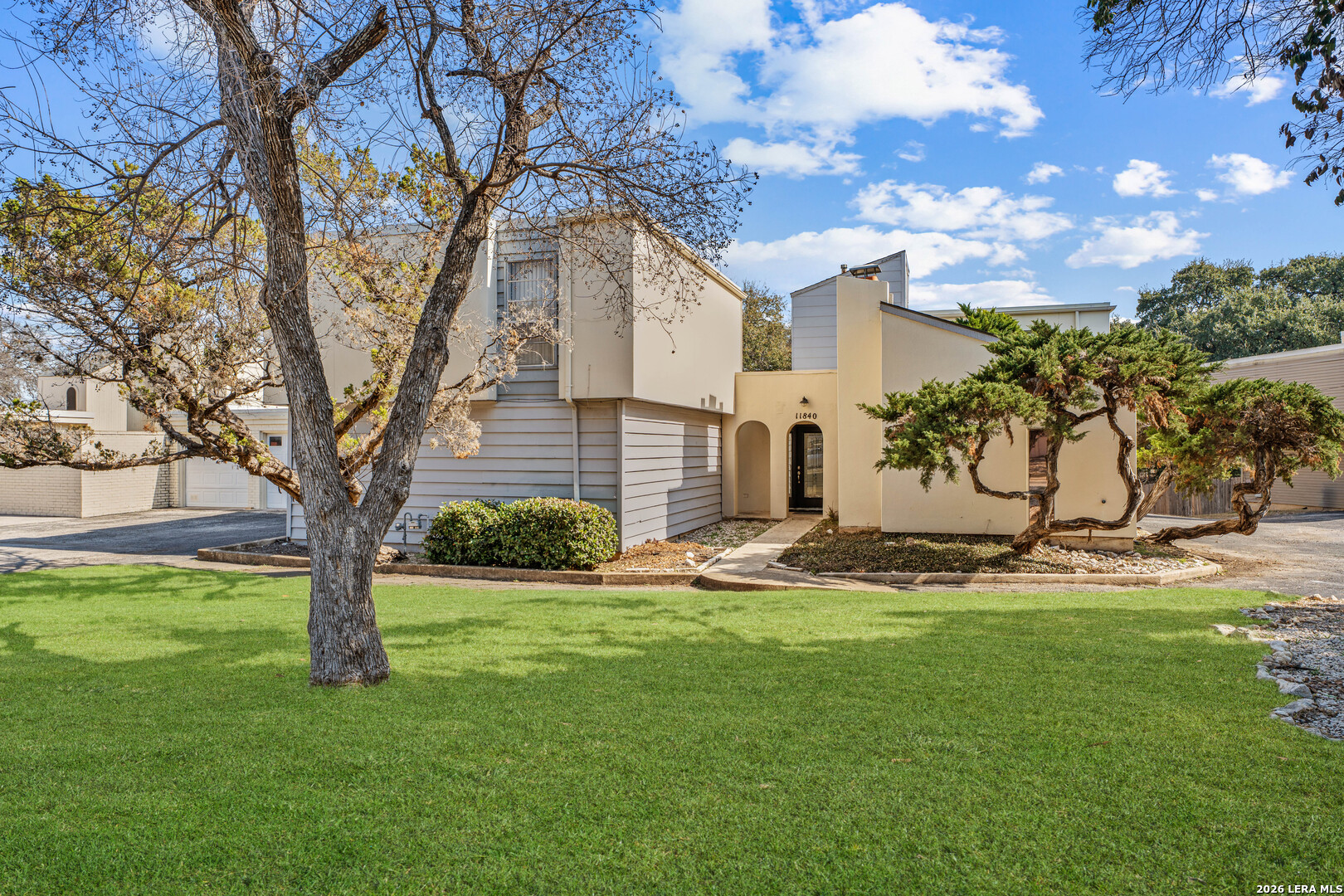 11840 Sandman St Listing Cover Image