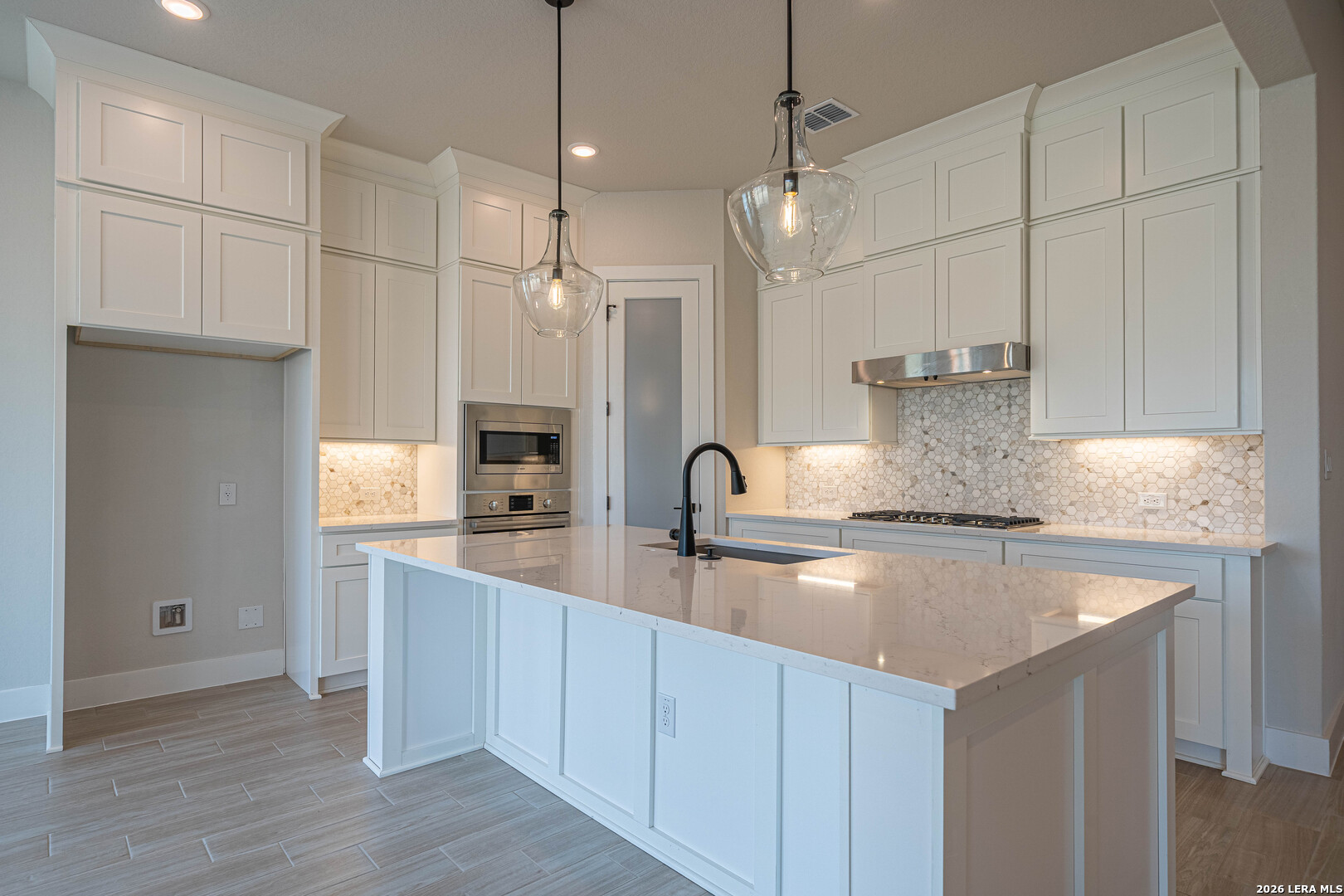 2032 Toscano Way, Kerrville, TX 78028