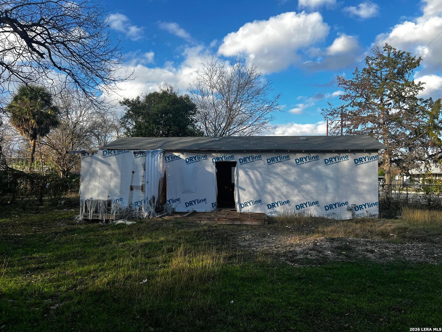 307 San Bernardo Listing Cover Image