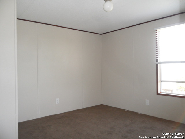 410 TAMARACK DR, Canyon Lake, TX 78133