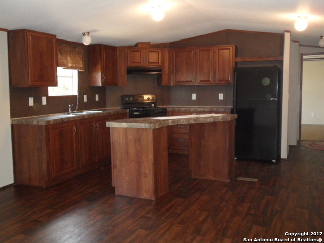 410 TAMARACK DR, Canyon Lake, TX 78133