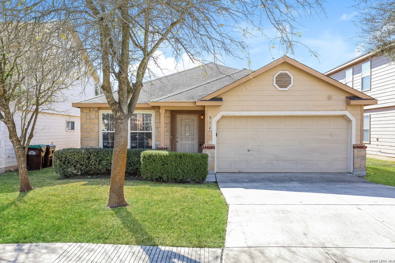 814 Silverado Listing Cover Image