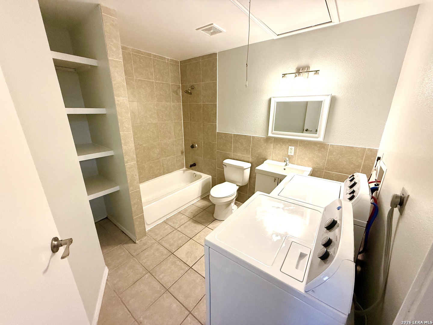 509 Meadow Forge, #A, Converse, TX 78109