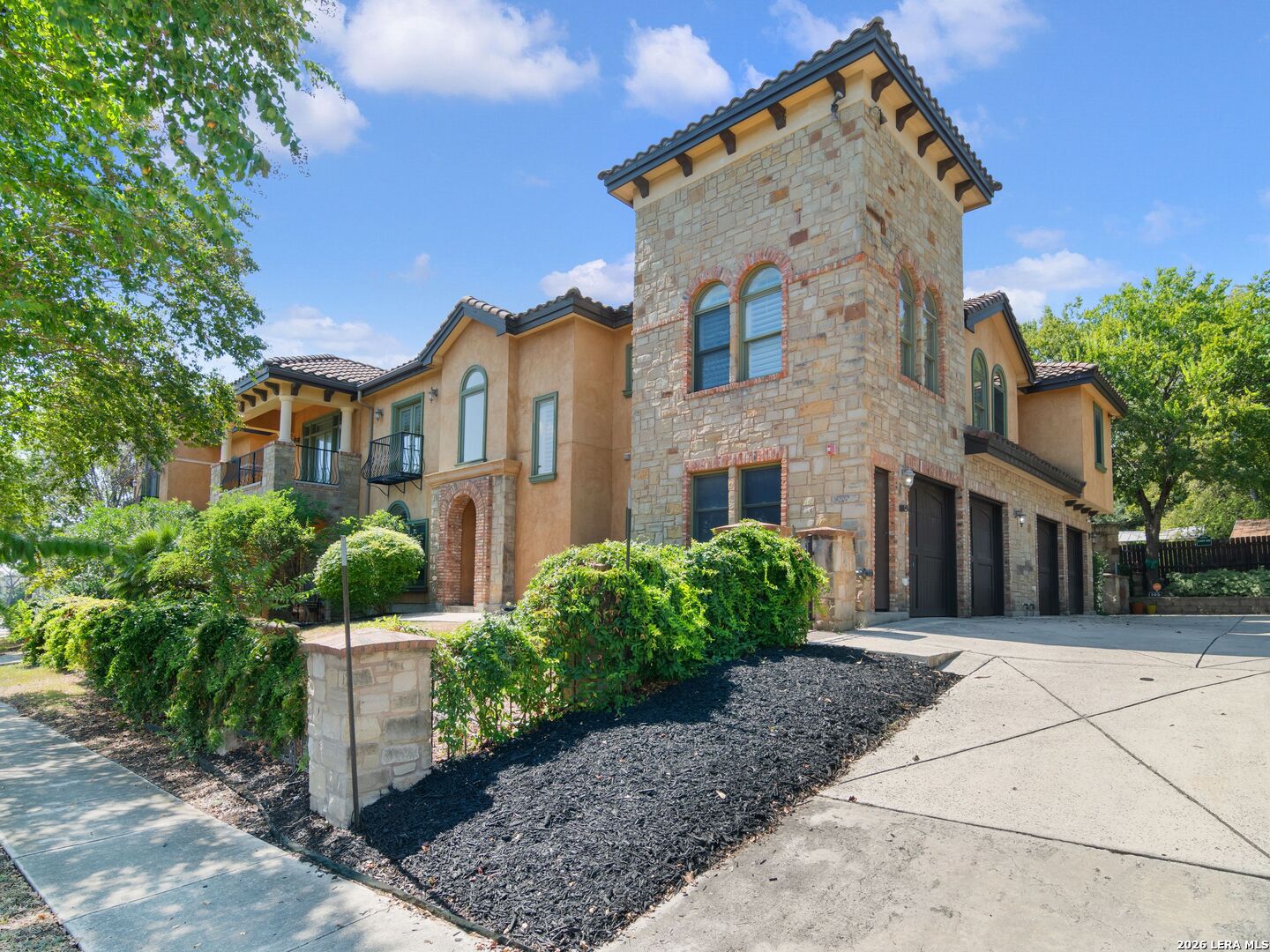 123 Eaton St Listing Cover Image