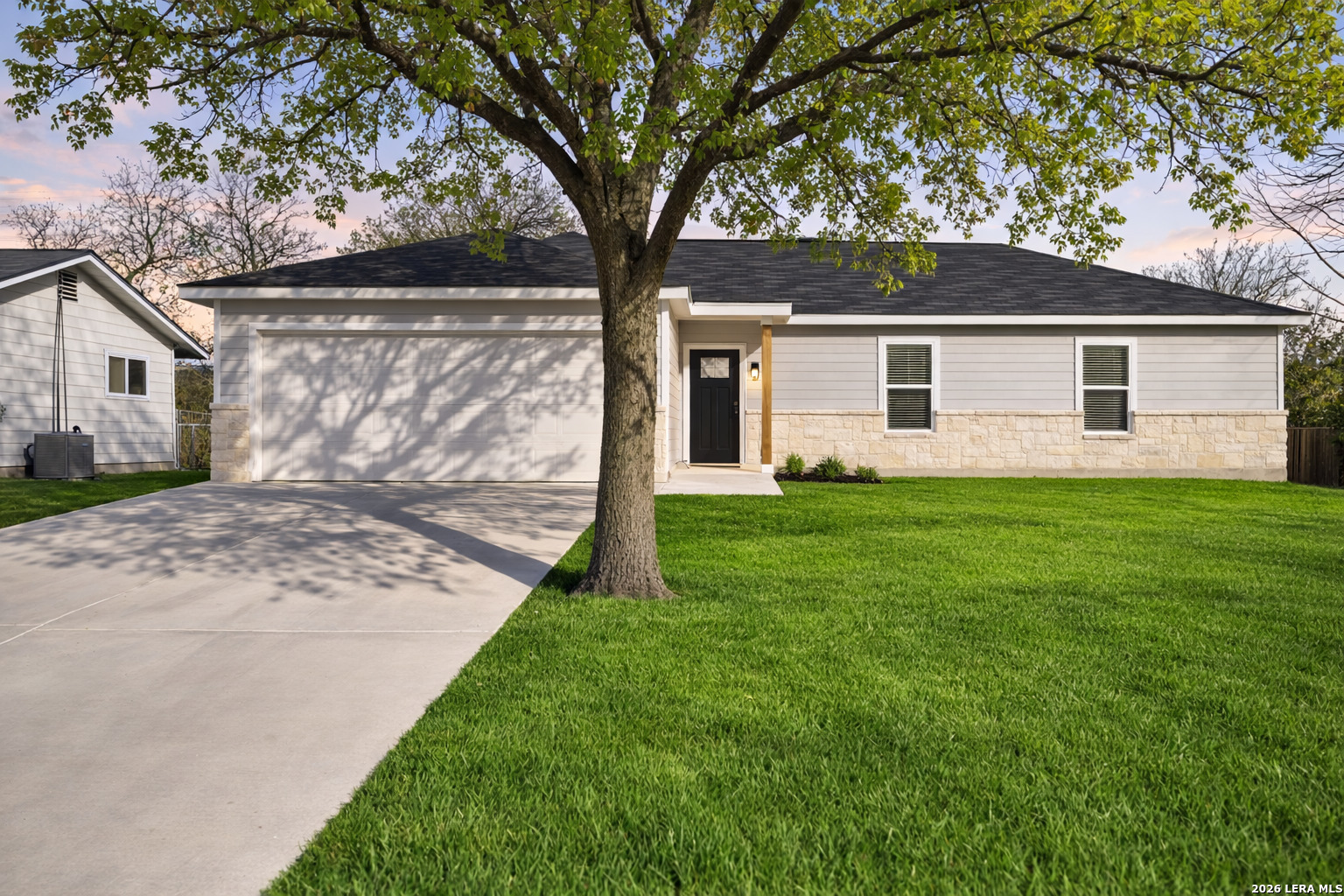 7126 Grand Valley Listing Cover Image