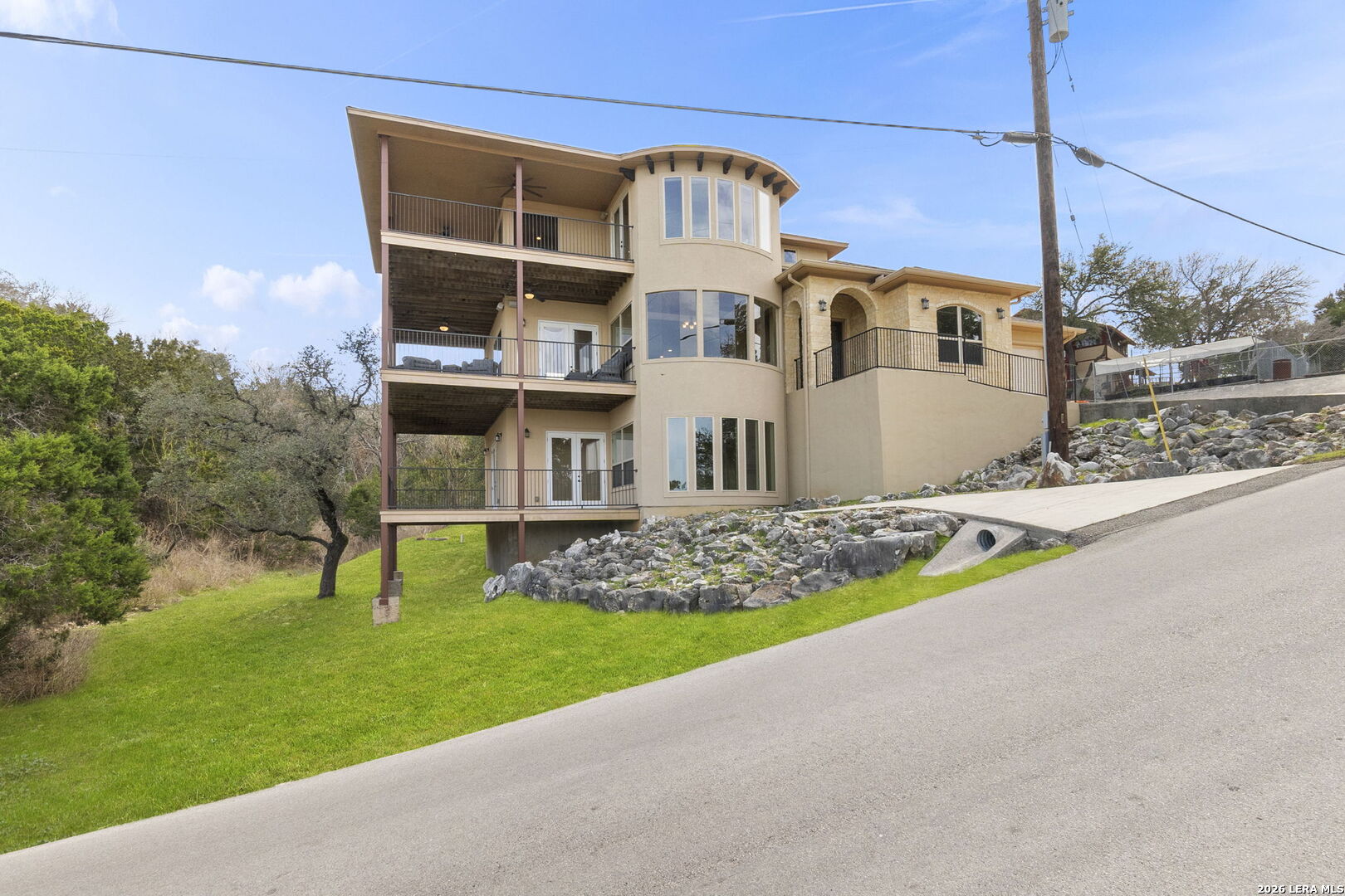 502 Cindy Dr Listing Cover Image