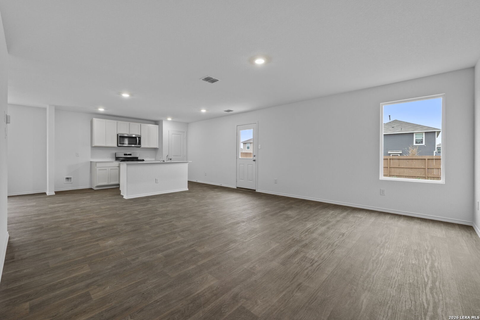 12540 Spoor Vly, Converse, TX 78109