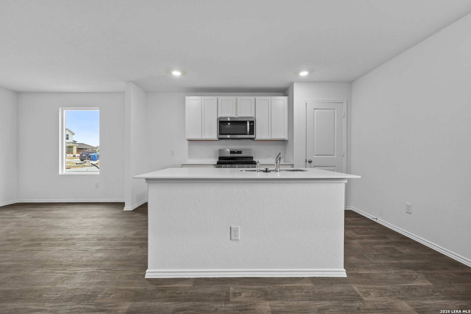 12540 Spoor Vly, Converse, TX 78109