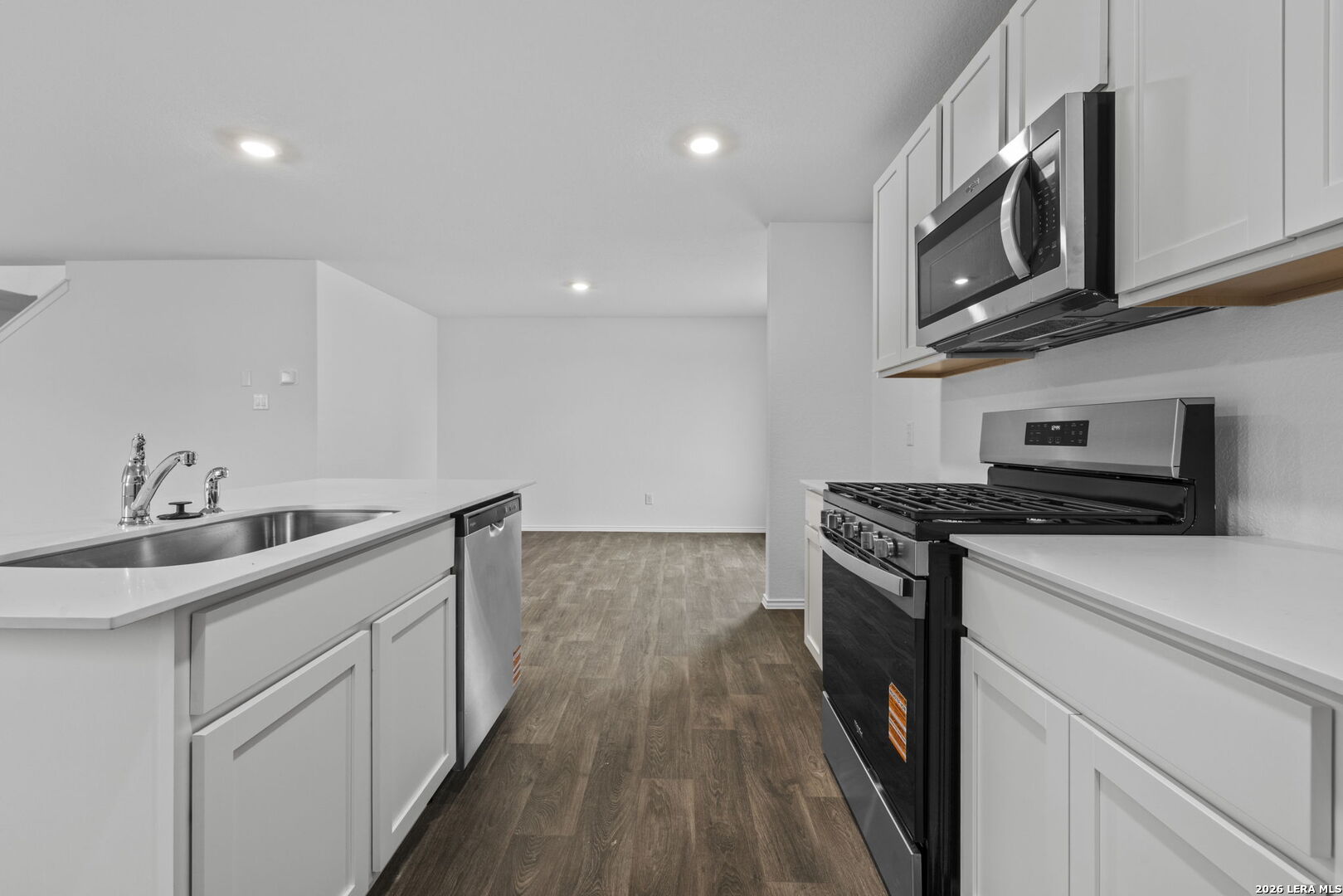 12540 Spoor Vly, Converse, TX 78109