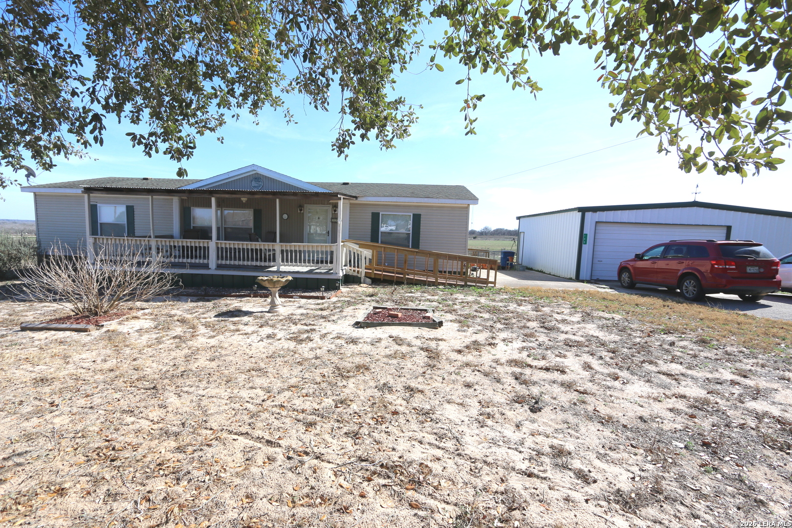 133 Oak View Listing Cover Image