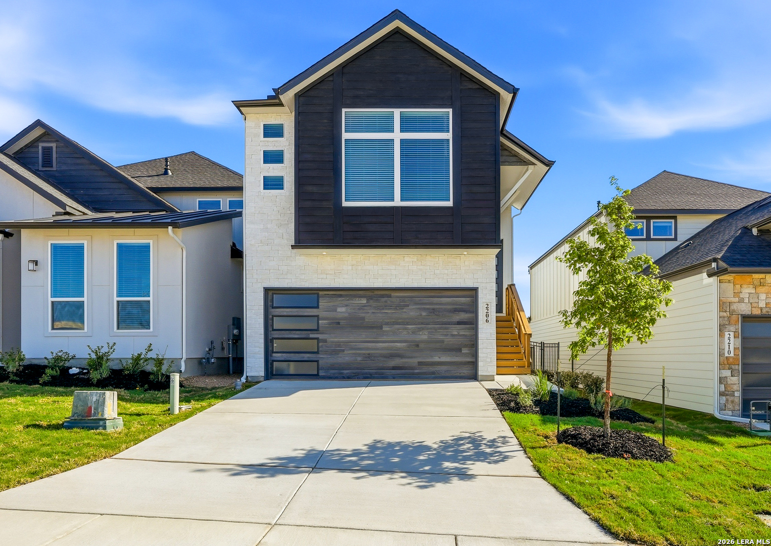 2206 Briggs Summit Listing Cover Image