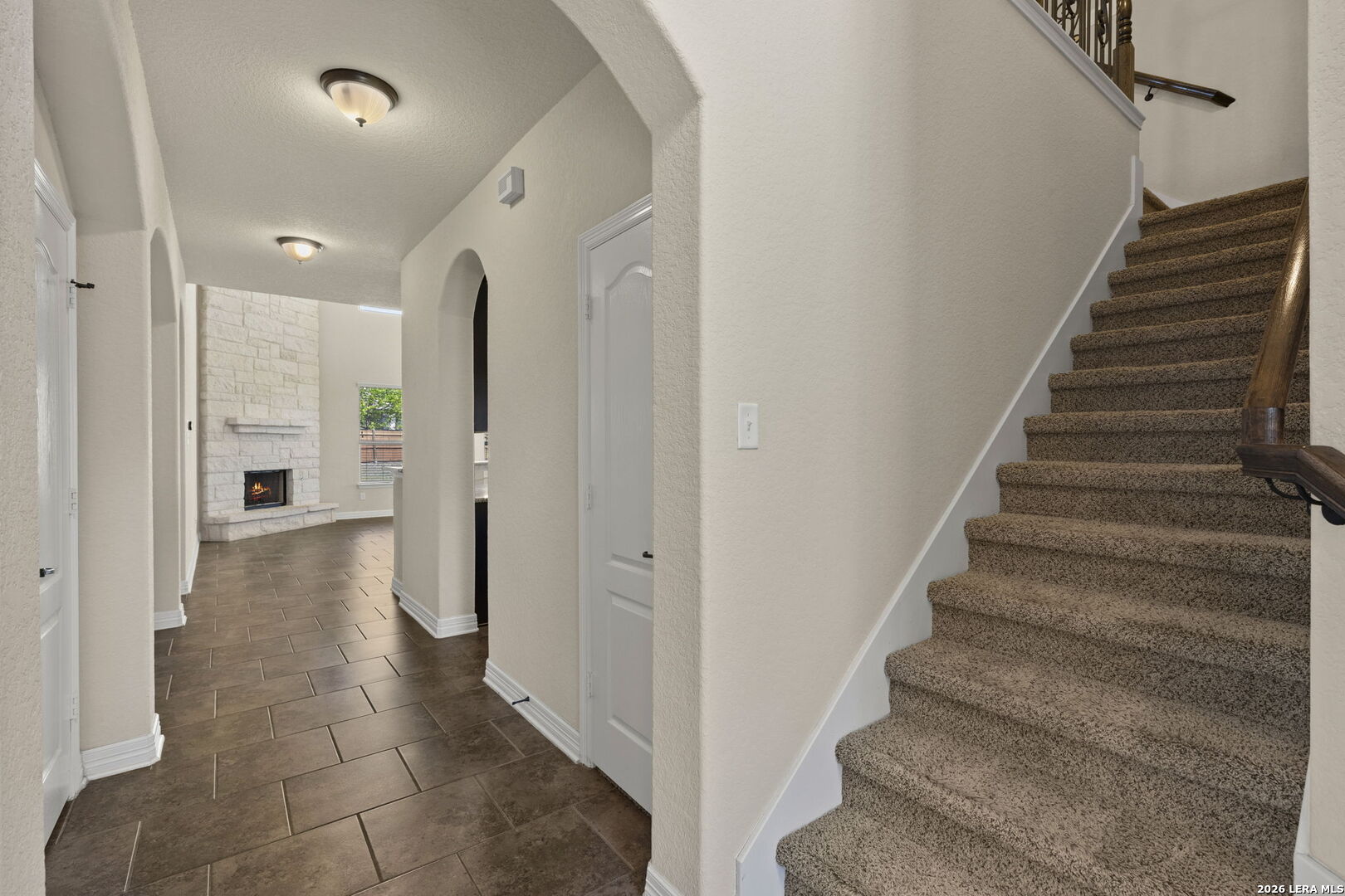 Entry/Foyer