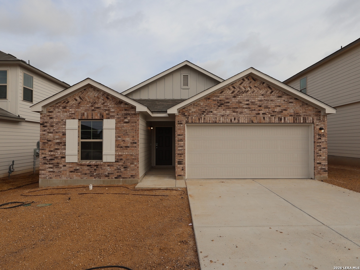 5035 Cacti Orchard Listing Cover Image