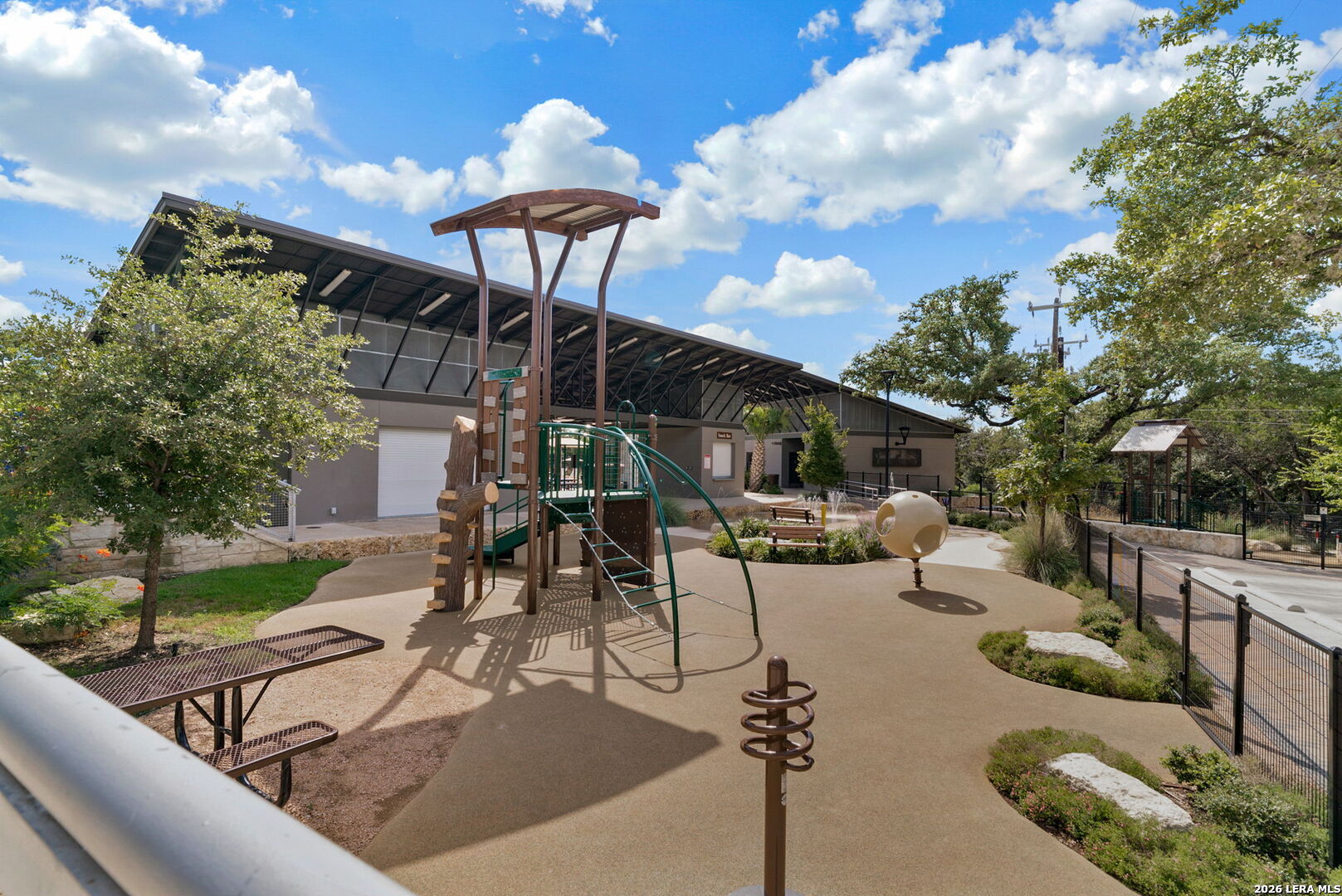 228 Sagecrest Dr, Hollywoodpark, TX 78232
