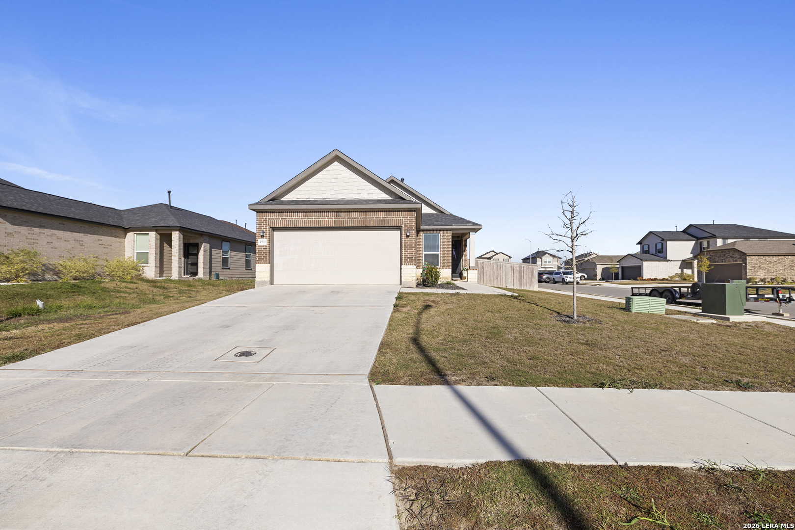 4931 Park Light Listing Cover Image