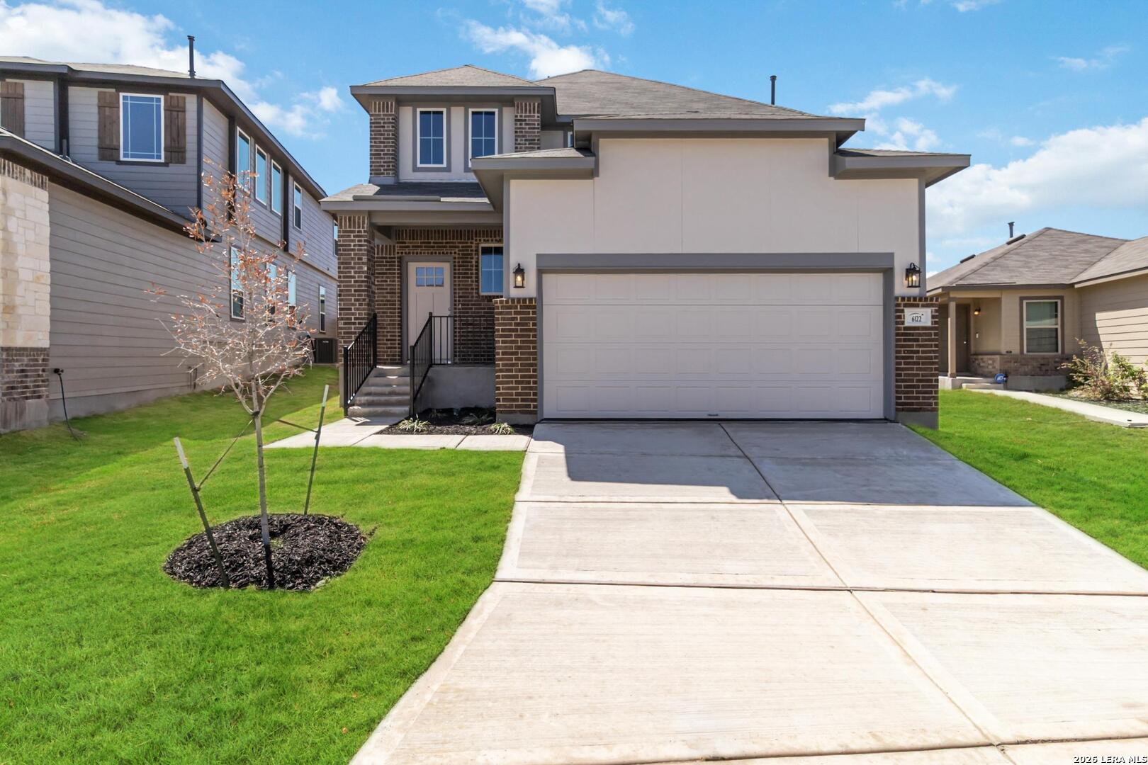 6122 Quiet Oak Place Listing Cover Image