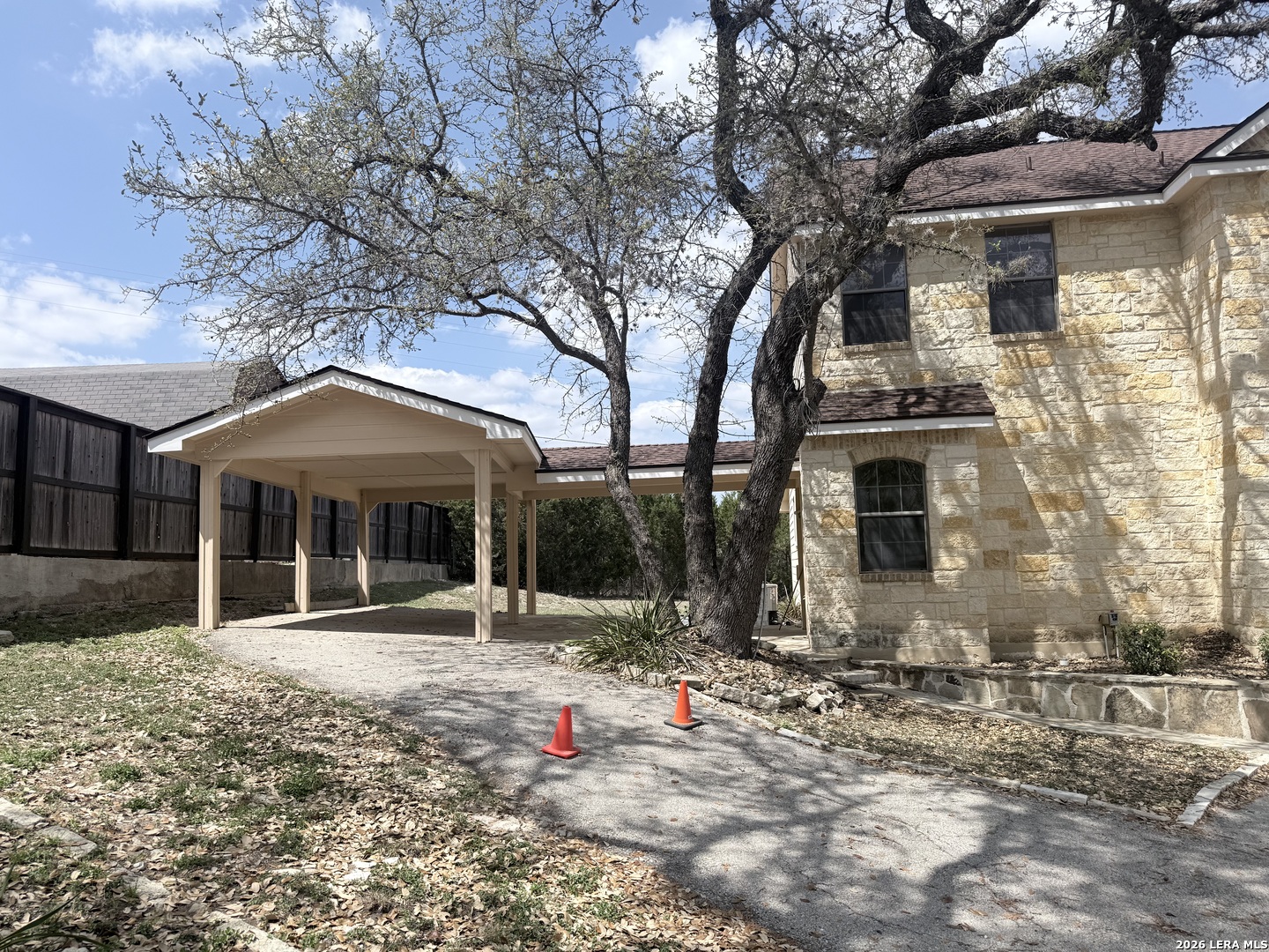 146 Creekview Listing Cover Image