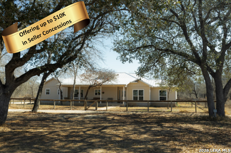 461 County Road 6723 Listing Cover Image