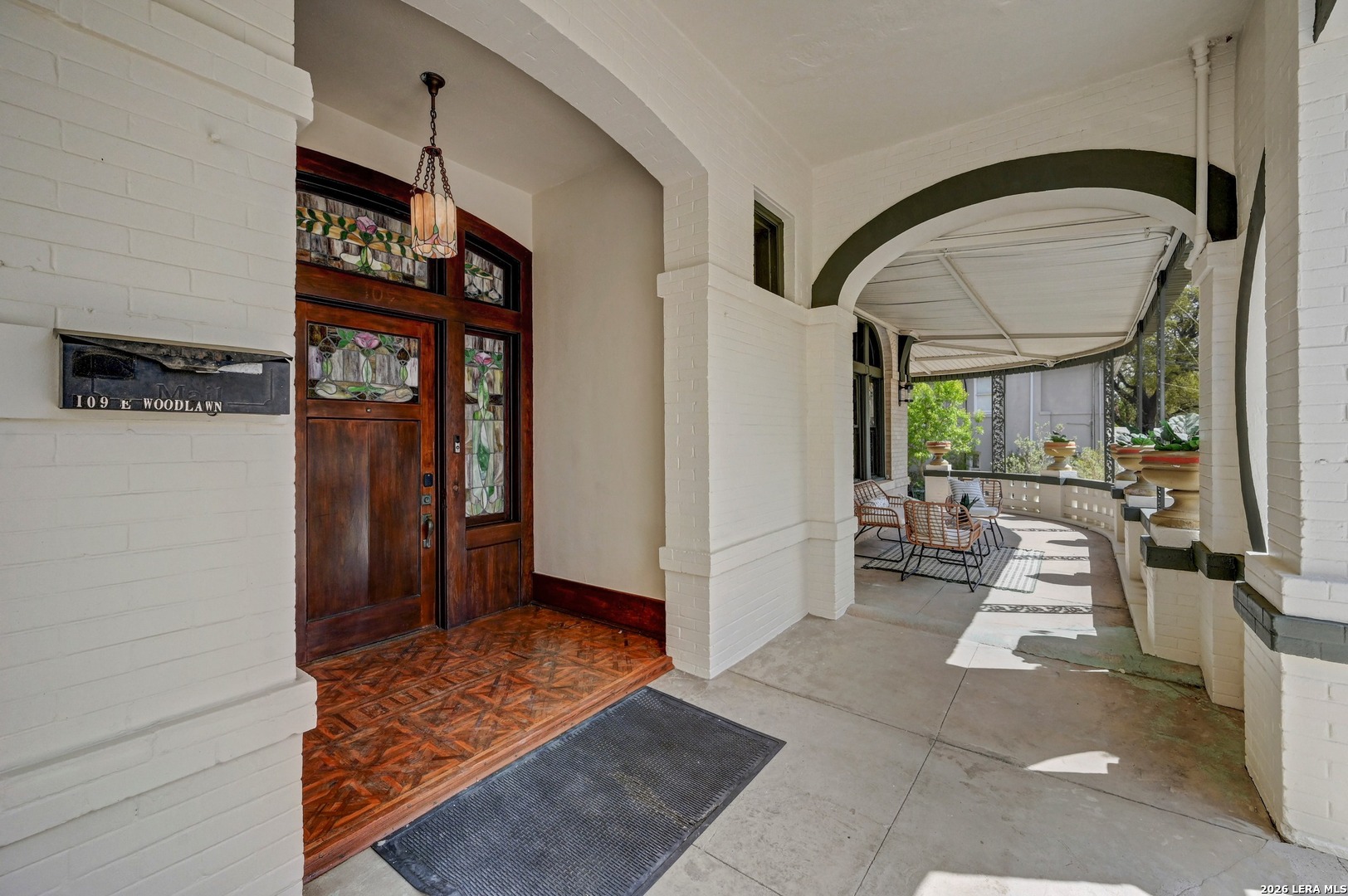 109 E Woodlawn, photo 7