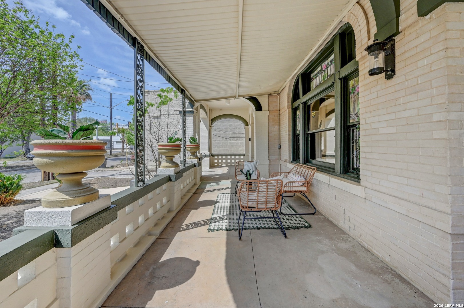 109 E Woodlawn, photo 9