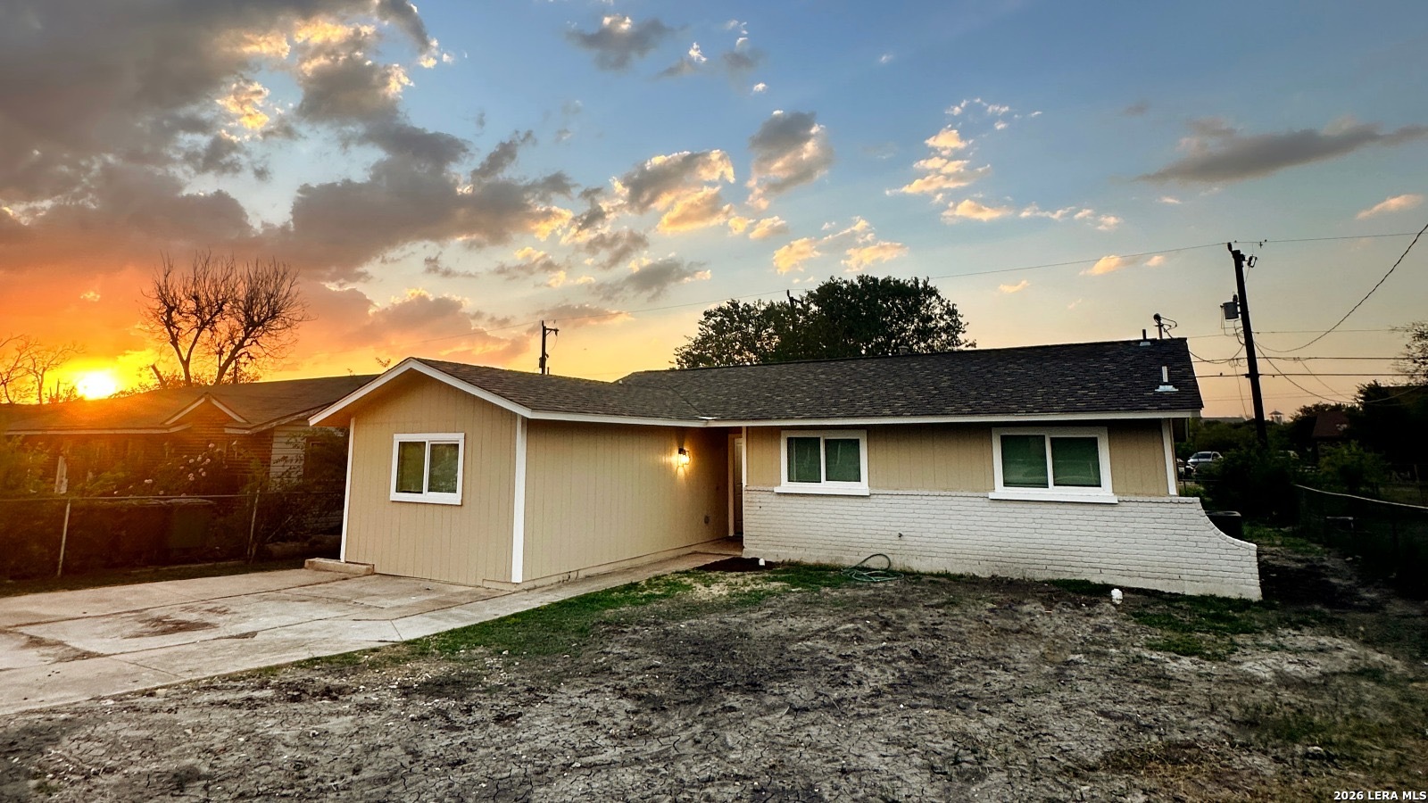 259 Baetz Blvd Listing Cover Image