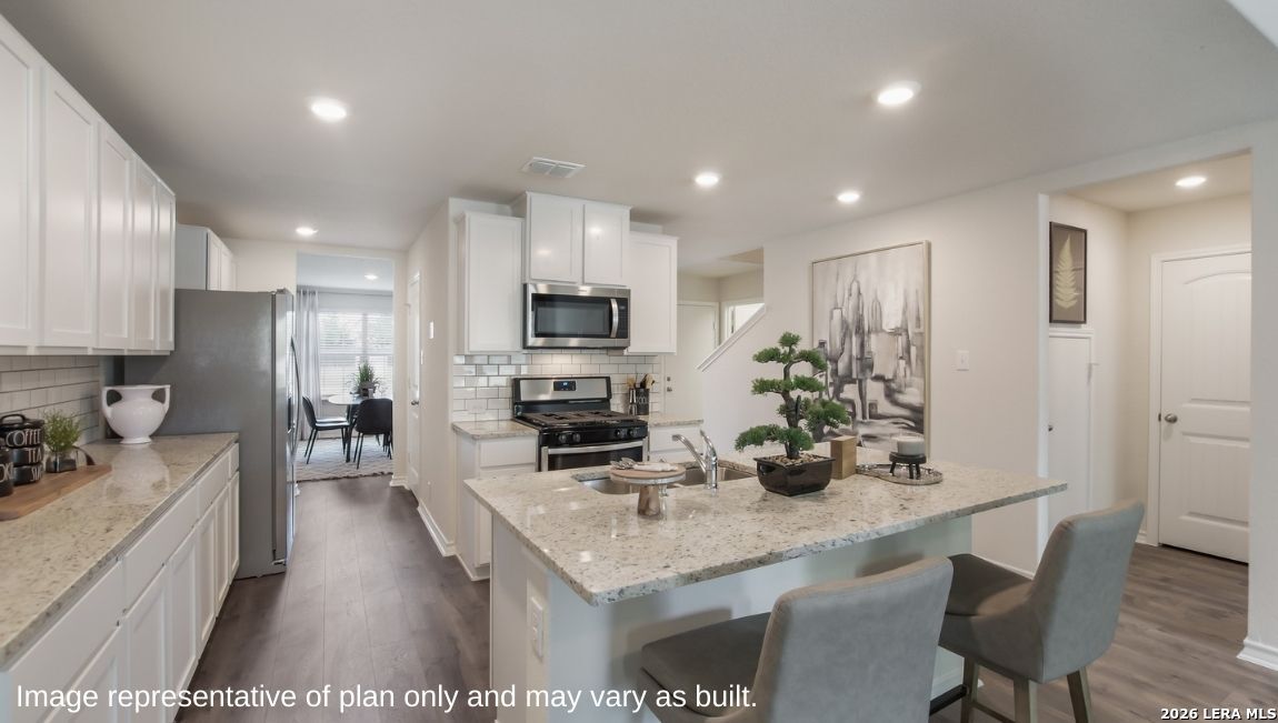 452 Waterfall Point, Cibolo, TX 78108