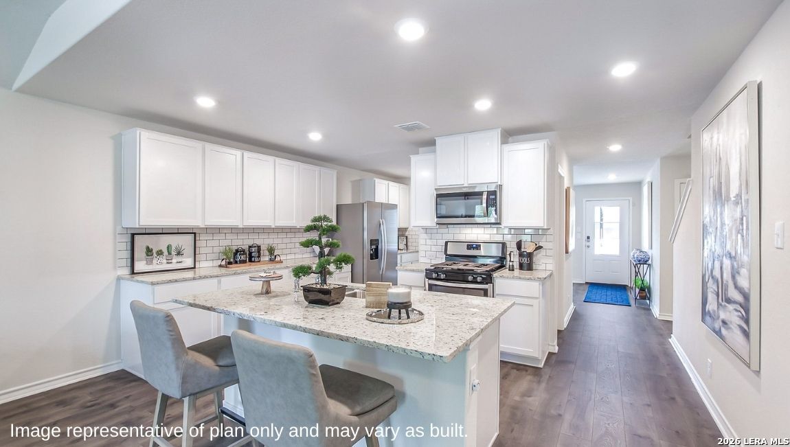 452 Waterfall Point, Cibolo, TX 78108