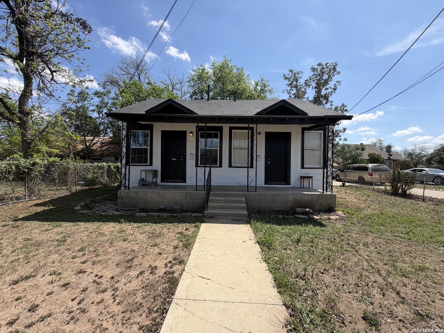 4912-4914 Greenwood Listing Cover Image