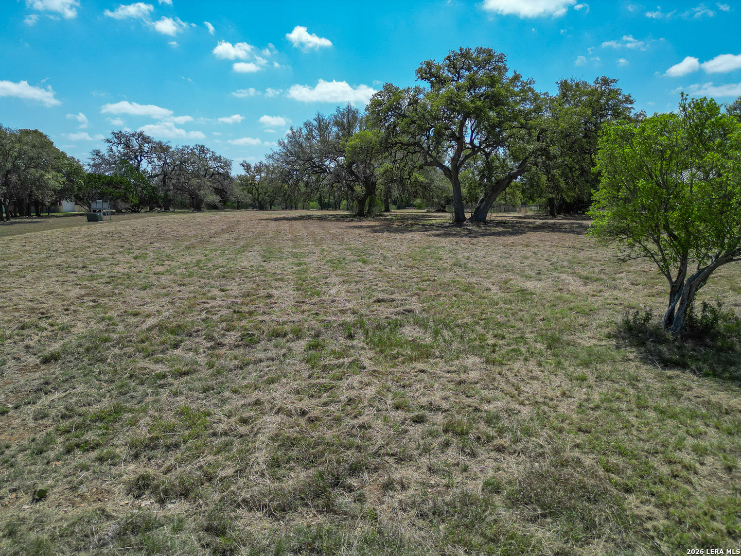 LOT 435 Horseshoe Listing Cover Image