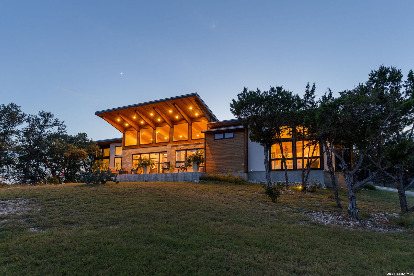 283 Hills Of Bandera 