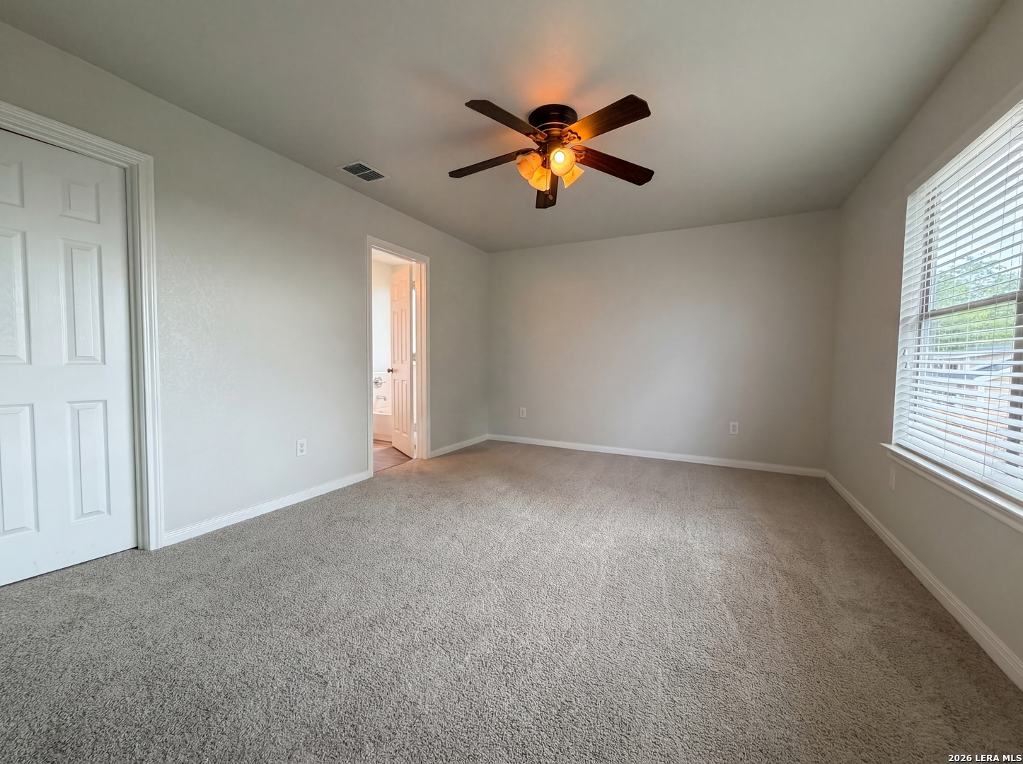 5708 MAXFLI DR, Schertz, TX 78108